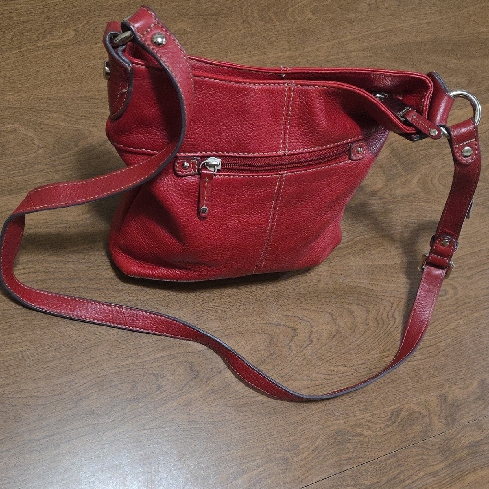 Tignanello Chic Red Leather Crossbody Bag‎ Lightweight Casual Small Bag - Picture 4 of 16